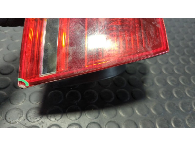 Recambio de piloto trasero izquierdo para audi a4 berlina (8e) 2.0 tdi 16v (103kw) referencia OEM IAM 8E5945095  