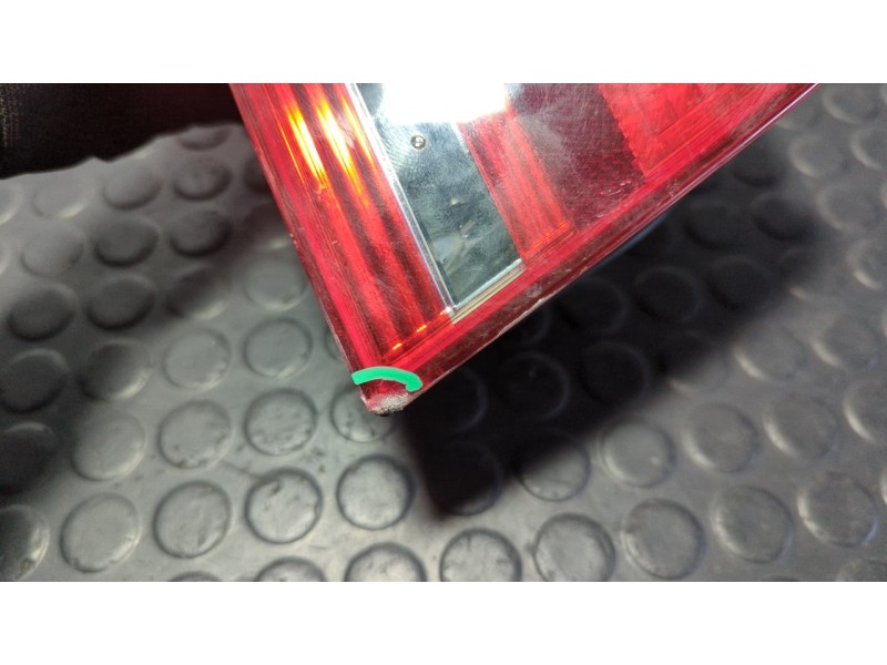 Recambio de piloto trasero izquierdo para audi a4 berlina (8e) 2.0 tdi 16v (103kw) referencia OEM IAM 8E5945095  