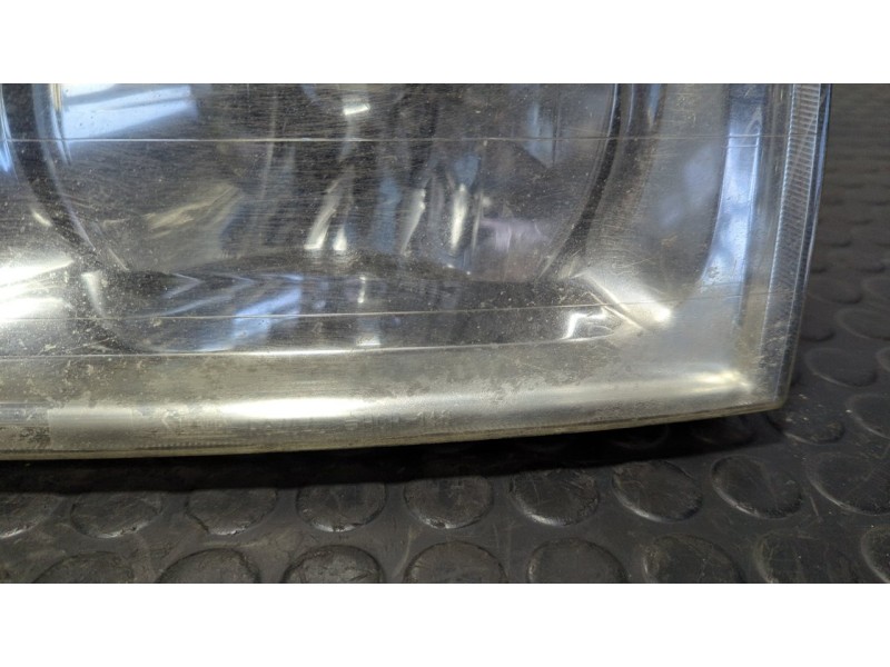 Recambio de faro izquierdo para mitsubishi l 200 (k6/7) 2500 td magnum sport (4-ptas.) referencia OEM IAM 02HCRPL  