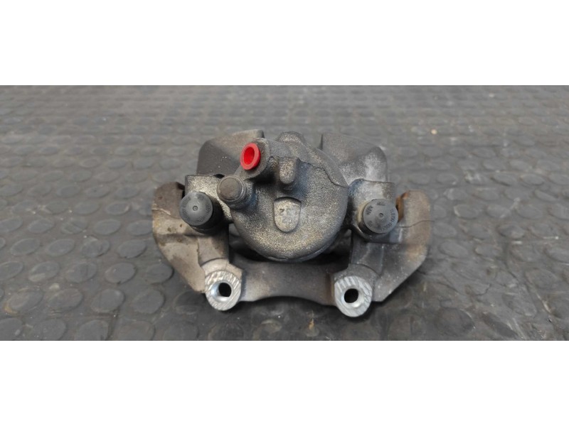Recambio de pinza de freno delantera izquierda para ford grand c-max titanium referencia OEM IAM 8133EH  