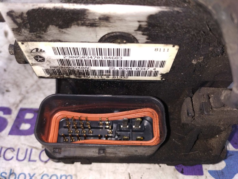 Recambio de abs para chrysler jeep gr.cherokee (zj)/(z) 2.5 td laredo (z) referencia OEM IAM P052009240AC  