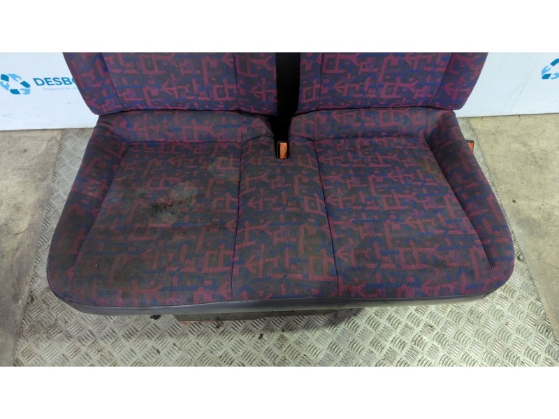 Recambio de asiento delantero derecho para mercedes-benz vito (w638) caja cerrada 110 d  (638.074) referencia OEM IAM   