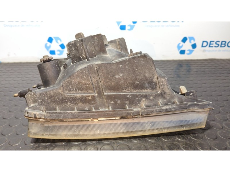 Recambio de faro izquierdo para mitsubishi l 200 (k6/7) 2500 td magnum sport (4-ptas.) referencia OEM IAM 02HCRPL  