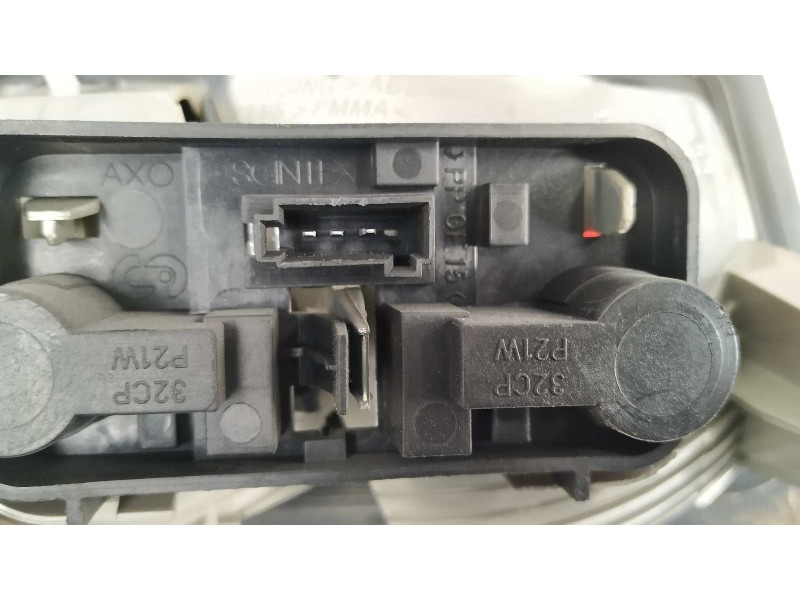 Recambio de piloto porton izquierdo para saab 9-3 berlina 2.0 t sek referencia OEM IAM 25480102  