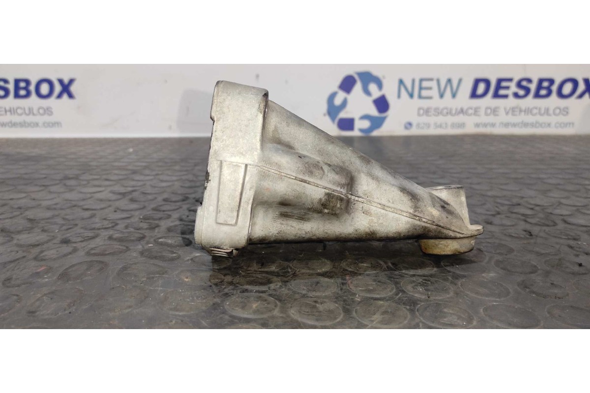 Recambio de soporte motor para mercedes-benz clase g (w463) todo terreno (station) 4.0 cdi 32v cat referencia OEM IAM 6282230004