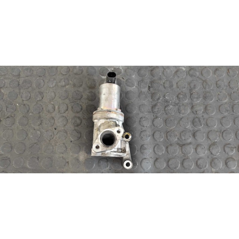 Recambio de valvula egr para kia soul 1.6 crdi cat referencia OEM IAM 284102A350  