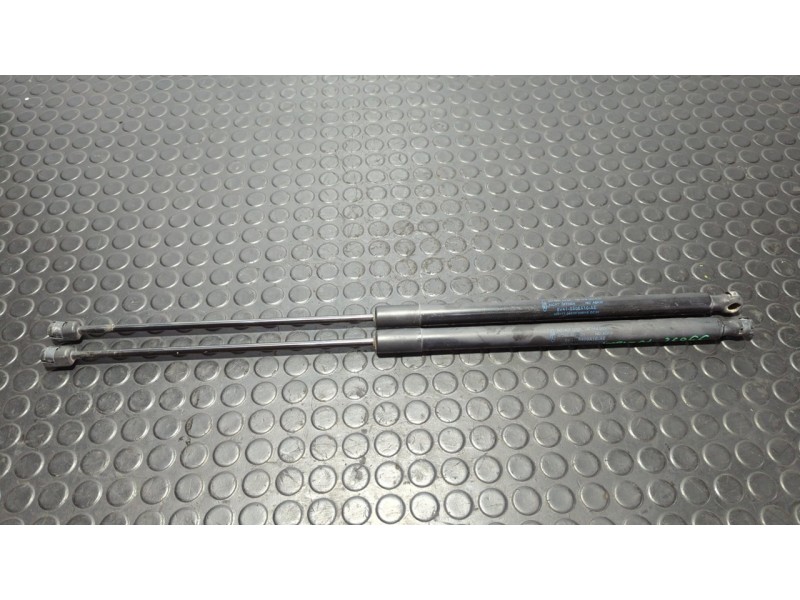 Recambio de amortiguadores maletero / porton para ford kuga (cbs) titanium s referencia OEM IAM 8V41S406A10AE  