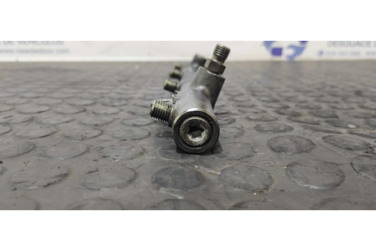 Recambio de rampa inyectora para mercedes-benz clase g (w463) todo terreno (station) 4.0 cdi 32v cat referencia OEM IAM A6280700