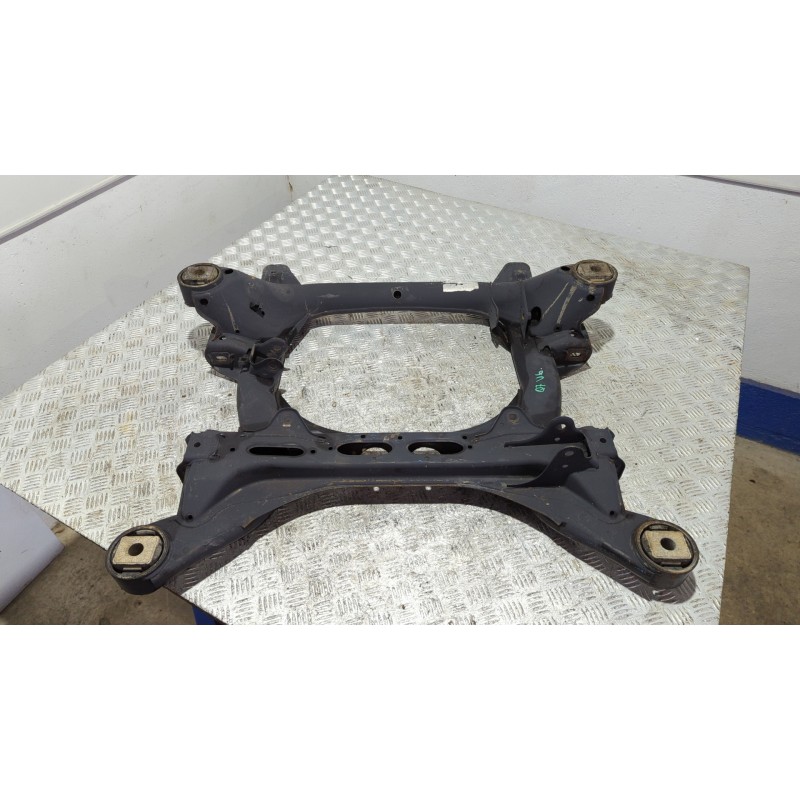 Recambio de puente delantero para audi q7 (4l) referencia OEM IAM 7L0499314  