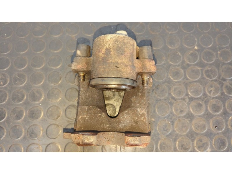 Recambio de pinza de freno delantera derecha para volkswagen caddy ka/kb (2k) kombi referencia OEM IAM CN882  