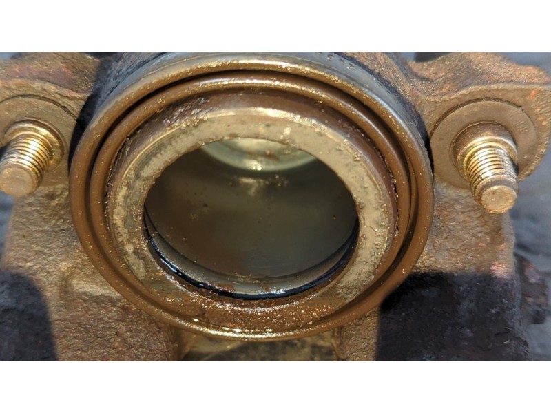 Recambio de pinza de freno delantera derecha para volkswagen caddy ka/kb (2k) kombi referencia OEM IAM CN882  