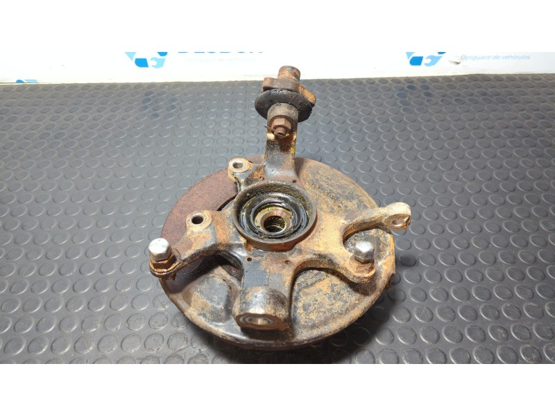 Recambio de mangueta delantera izquierda para nissan terrano (wd21) referencia OEM IAM 158031GL  