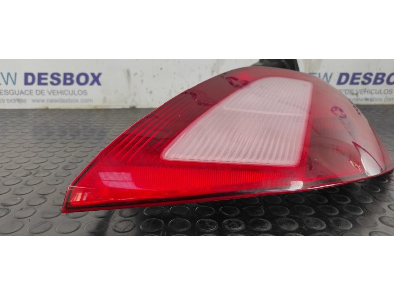 Recambio de piloto trasero derecho para renault megane ii berlina 3p confort authentique referencia OEM IAM 8200073237  