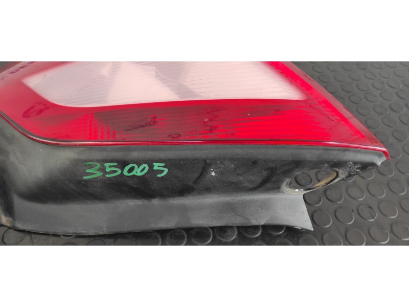 Recambio de piloto trasero derecho para renault megane ii berlina 3p confort authentique referencia OEM IAM 8200073237  