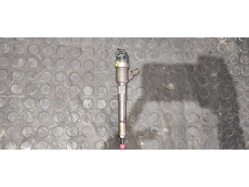 Recambio de inyector para opel corsa d 1.3 16v cdti referencia OEM IAM 0986435102  