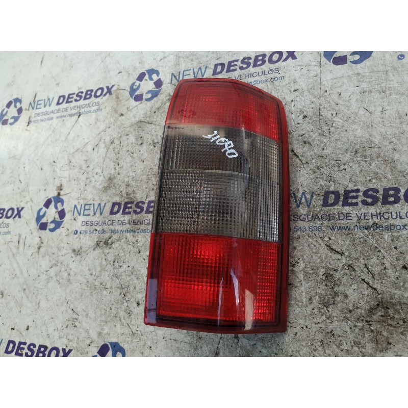 Recambio de piloto trasero derecho para opel omega b básico caravan referencia OEM IAM 14357700  