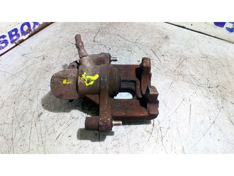 Recambio de pinza de freno delantera derecha para citroen saxo 1.5 d image referencia OEM IAM 11817100221  