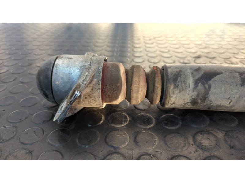 Recambio de juego amortiguadores traseros para volkswagen new beetle (9c1/1c1) 2.0 referencia OEM IAM 1J05120011AC  