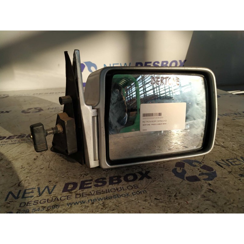 Recambio de retrovisor derecho para bertone freeclimber bmw referencia OEM IAM 00630  