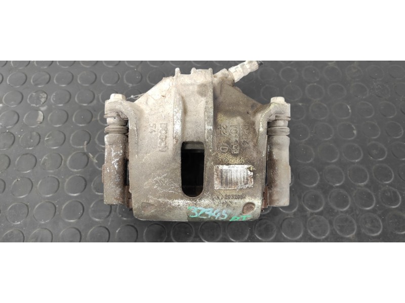 Recambio de pinza de freno delantera izquierda para peugeot 206 cc 1.6 16v cat referencia OEM IAM 0204Y01131  