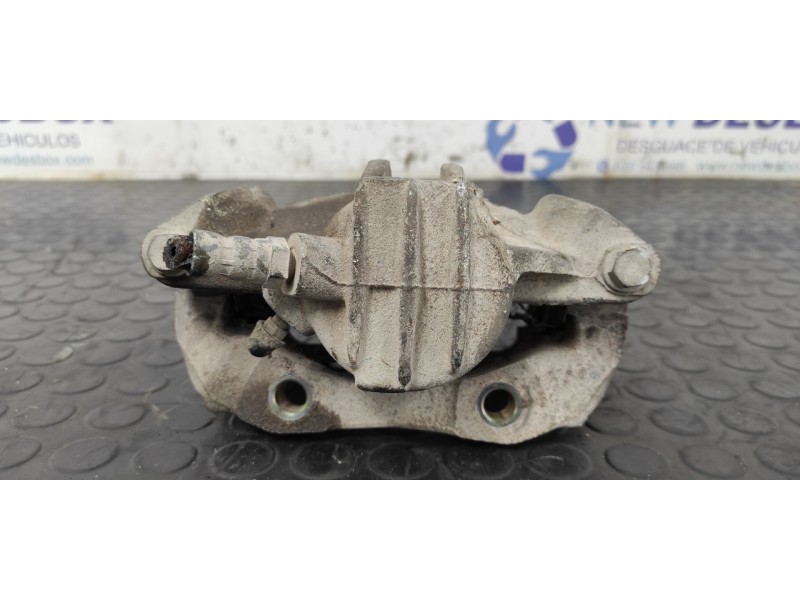 Recambio de pinza de freno delantera izquierda para peugeot 206 cc 1.6 16v cat referencia OEM IAM 0204Y01131  