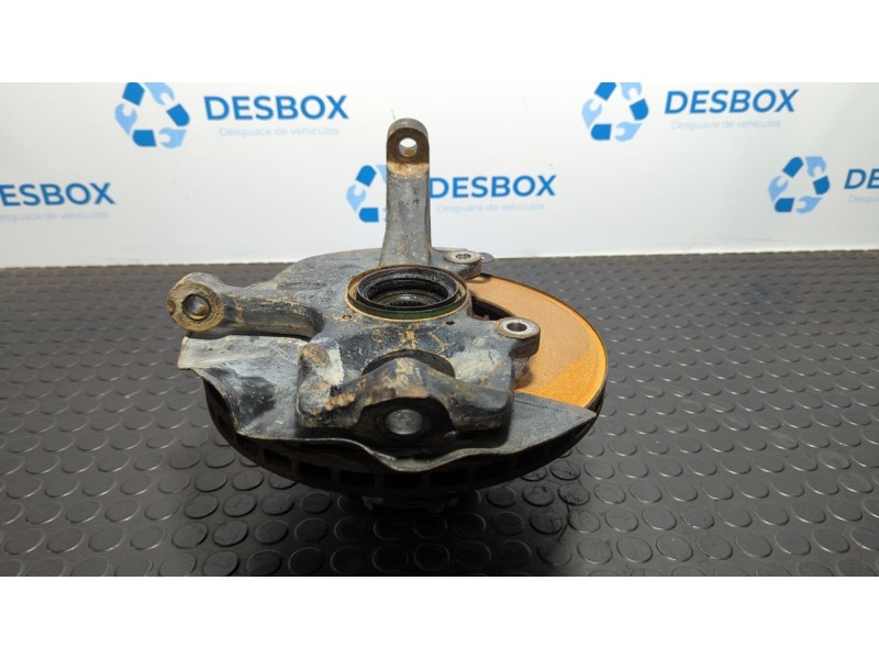 Recambio de mangueta delantera derecha para mitsubishi l 200 (k6/7) 2500 td magnum sport (4-ptas.) referencia OEM IAM 337R  
