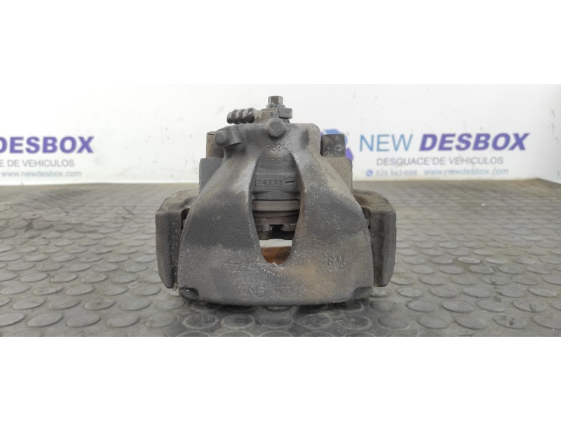Recambio de pinza de freno delantera derecha para opel zafira b cosmo referencia OEM IAM FN35725/9824  