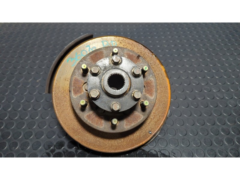 Recambio de mangueta delantera derecha para mitsubishi l 200 (k6/7) 2500 td magnum sport (4-ptas.) referencia OEM IAM 337R  
