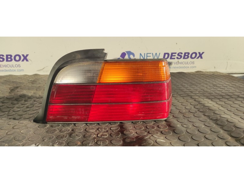 Recambio de piloto trasero derecho para bmw serie 3 coupe (e36) 1.8 16v cat referencia OEM IAM 1393224  