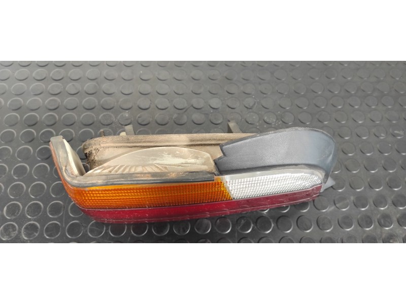 Recambio de piloto trasero izquierdo para bmw serie 3 berlina (e36) 2.5 24v cat referencia OEM IAM 1393333  