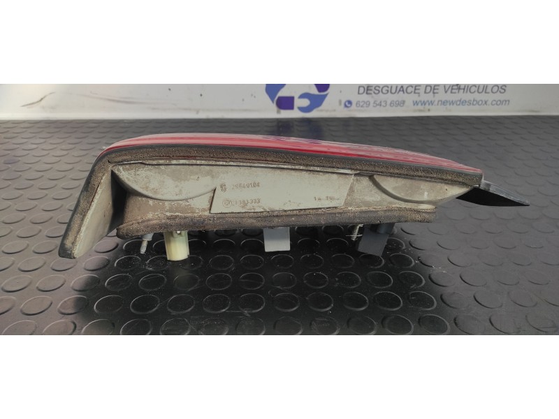 Recambio de piloto trasero izquierdo para bmw serie 3 berlina (e36) 2.5 24v cat referencia OEM IAM 1393333  