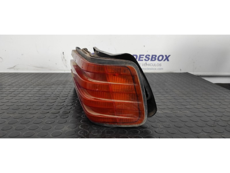 Recambio de piloto trasero derecho para mercedes-benz clase s (w126) berlina+coupe se 500 referencia OEM IAM 1268200764  