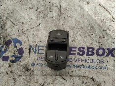 Recambio de mando elevalunas delantero izquierdo para opel corsa d 1.3 16v cdti referencia OEM IAM 13258521AA  
