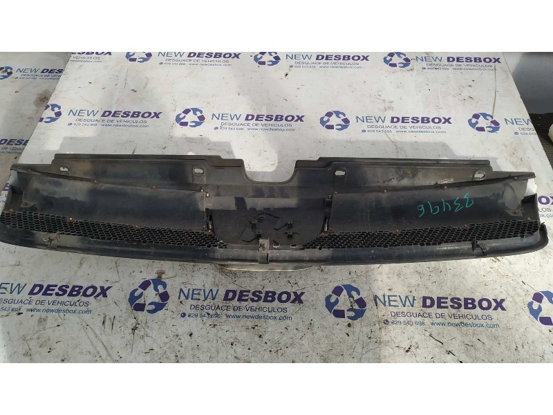 Recambio de rejilla delantera para peugeot boxer caja cerr. techo elevado (rs2850)(290/330)(´02) 2.0 hdi cat referencia OEM IAM 