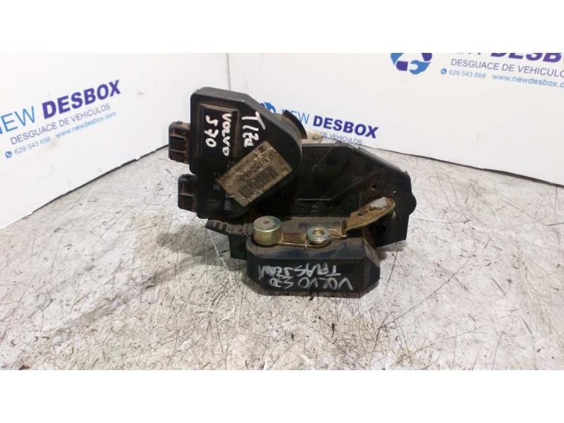 Recambio de cerradura puerta trasera izquierda para volvo v70 familiar 2.3 20v turbo cat referencia OEM IAM 9152489  
