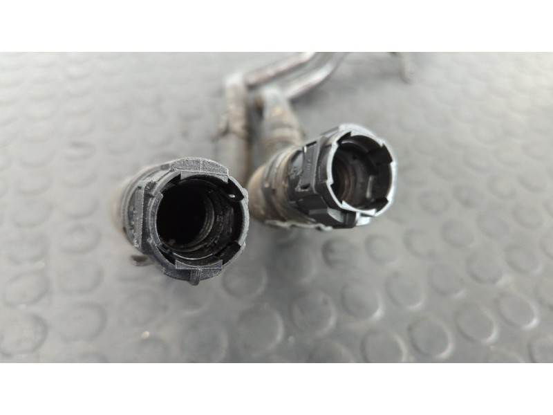 Recambio de tubo para land rover range rover sport v8 td edition 60 yrs referencia OEM IAM JHB501720  