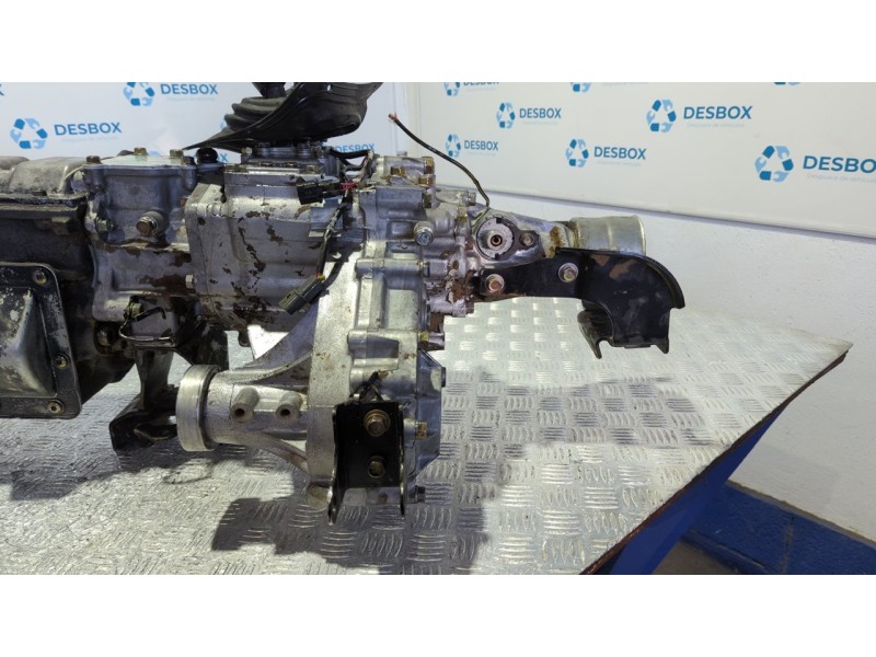 Recambio de caja cambios para mitsubishi l 200 (k6/7) 2500 td magnum sport (4-ptas.) referencia OEM IAM M011S5A002  