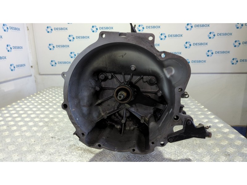 Recambio de caja cambios para mitsubishi l 200 (k6/7) 2500 td magnum sport (4-ptas.) referencia OEM IAM M011S5A002  