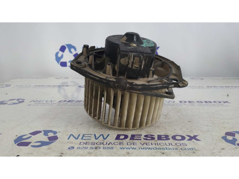 Recambio de ventilador calefaccion para iveco daily caja abierta / volquete 2.3 diesel cat referencia OEM IAM 570630200  