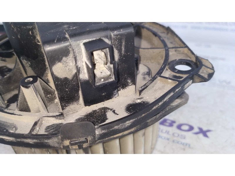 Recambio de ventilador calefaccion para iveco daily caja abierta / volquete 2.3 diesel cat referencia OEM IAM 570630200  