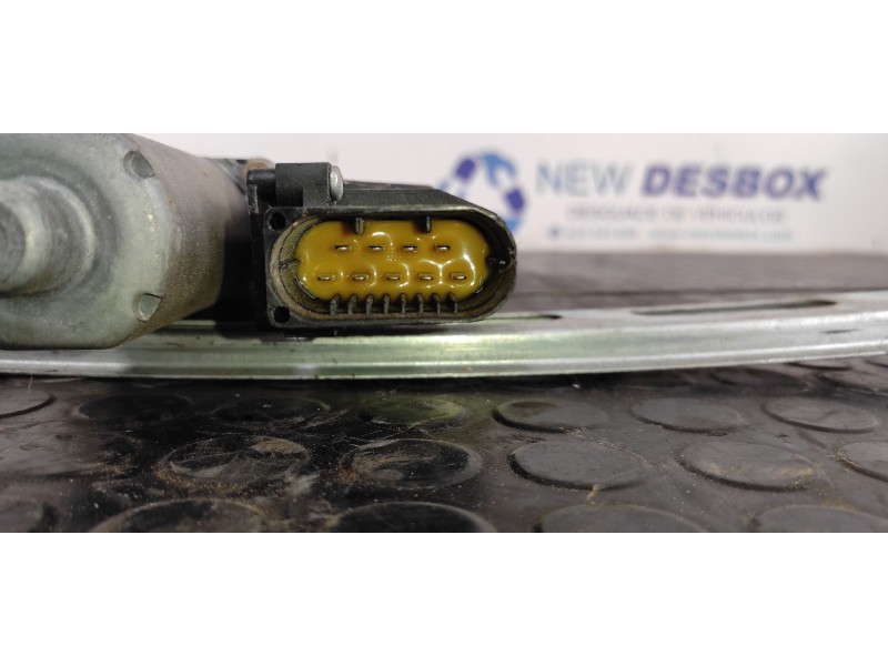 Recambio de elevalunas delantero izquierdo para mercedes-benz clase a (w168) 170 cdi (168.009) referencia OEM IAM 0130821699  