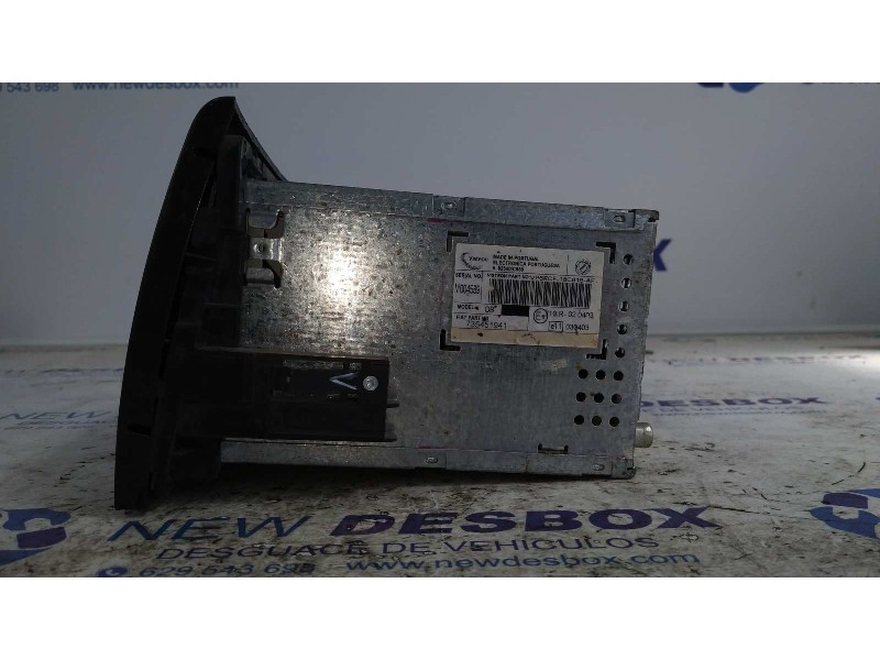Recambio de sistema audio / radio cd para fiat bravo (198) 1.9 8v jtd cat referencia OEM IAM 735451941  