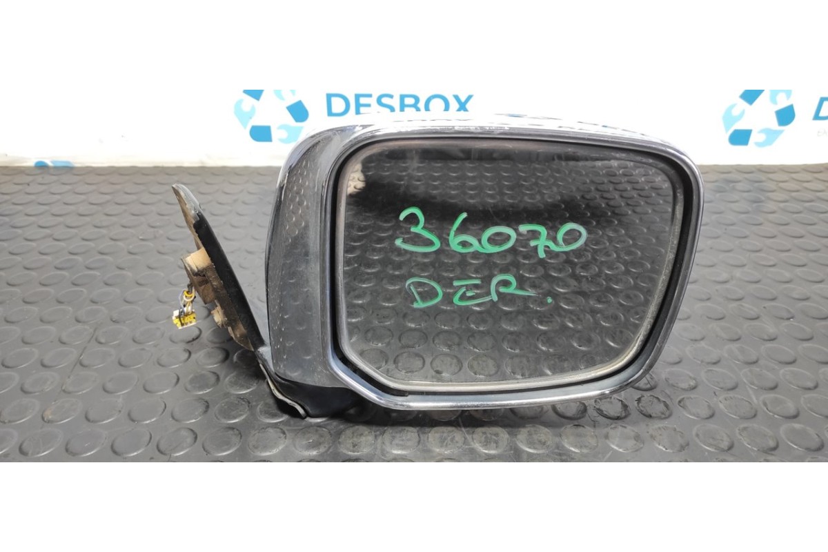 Recambio de retrovisor derecho para mitsubishi l 200 (k6/7) 2500 td magnum sport (4-ptas.) referencia OEM IAM 012098  
