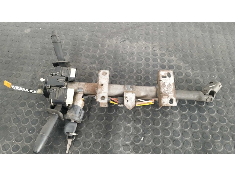 Recambio de columna direccion para opel movano (2004 =>) 1.9 cdti cat (f9q-774 / l40) referencia OEM IAM 7700302072U  