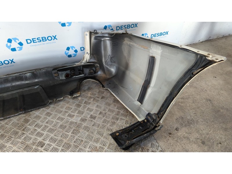 Recambio de paragolpes trasero para mitsubishi montero (v80/v90) 3.2 di-d intense (3-ptas.) referencia OEM IAM   