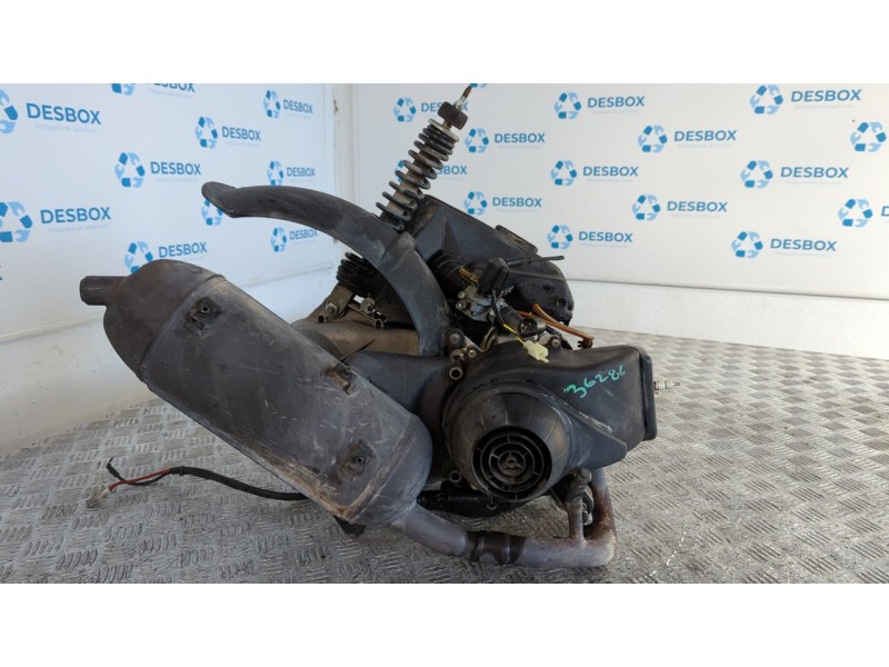 Recambio de motor de moto para piaggio (vespa) vespa c38 lx 50 referencia OEM IAM C161M  