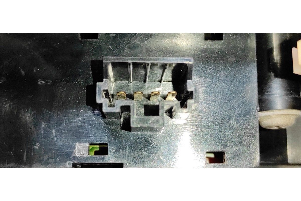 Recambio de mando calefaccion / aire acondicionado para mitsubishi l 200 (k6/7) 2500 td magnum sport (4-ptas.) referencia OEM IA