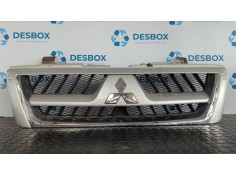 Recambio de rejilla delantera para mitsubishi montero (v80/v90) 3.2 di-d intense (3-ptas.) referencia OEM IAM MN117713  
