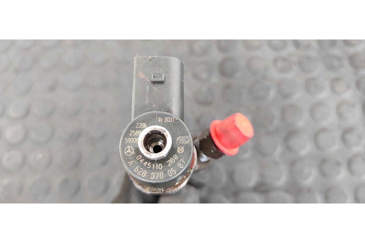 Recambio de inyector para mercedes-benz clase g (w463) todo terreno (station) 4.0 cdi 32v cat referencia OEM IAM A6280700587  