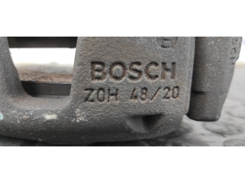 Recambio de pinza de freno delantera derecha para ford ka (ccu) titanium referencia OEM IAM Z0H48/20  